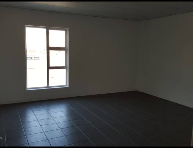 1,000M² WAREHOUSE TO LET IN BELLVILLE SOUTH